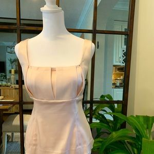 Calvin Klein flattering satiny top